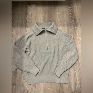 Women's LOFT Ribbed 1/2 Zip Sweater- Size Small- Pre-owned